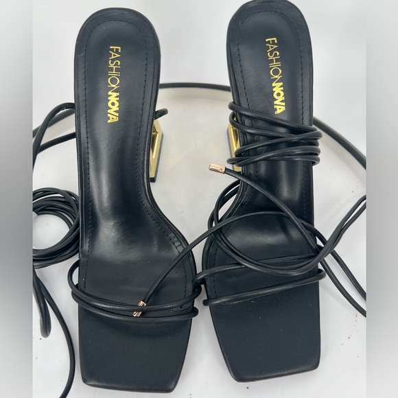FASHION NOVA STAY‎ WINNING WRAP UP HEELS  IN BLACK GOLD NOVELTY HEELS - Picture 7 of 11
